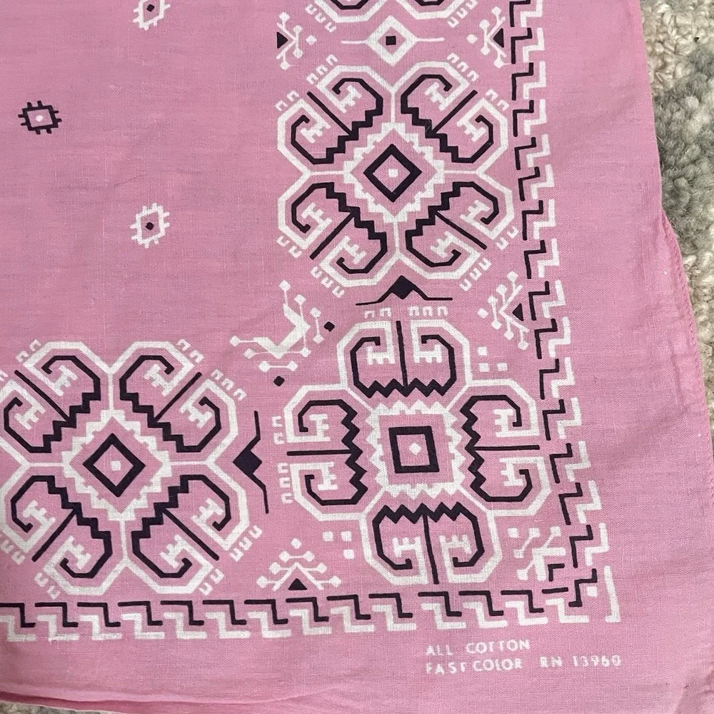 VTG‎ 1950 Bandana 18
